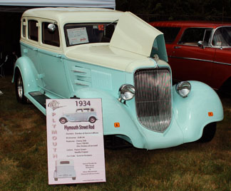 1934 Plymouth Image